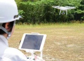 飛行撮影・点検